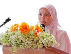 Plt Ketua DWP Aceh Barat Cut Zulfahnur Safitri Ajak Perkuat Kebersamaan Melalui Majelis Taklim